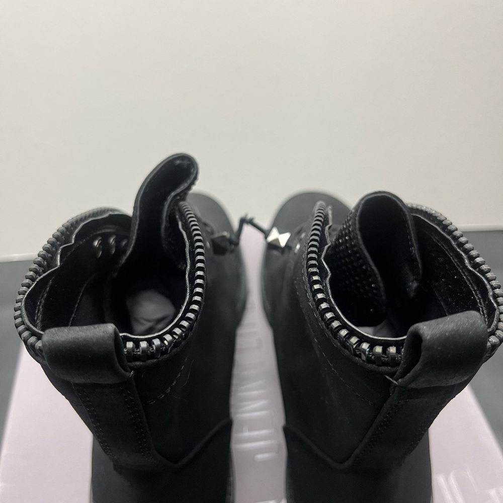 Jennifer Lope Boots - Size 7 - Brand new in box - Picture 10 of 12